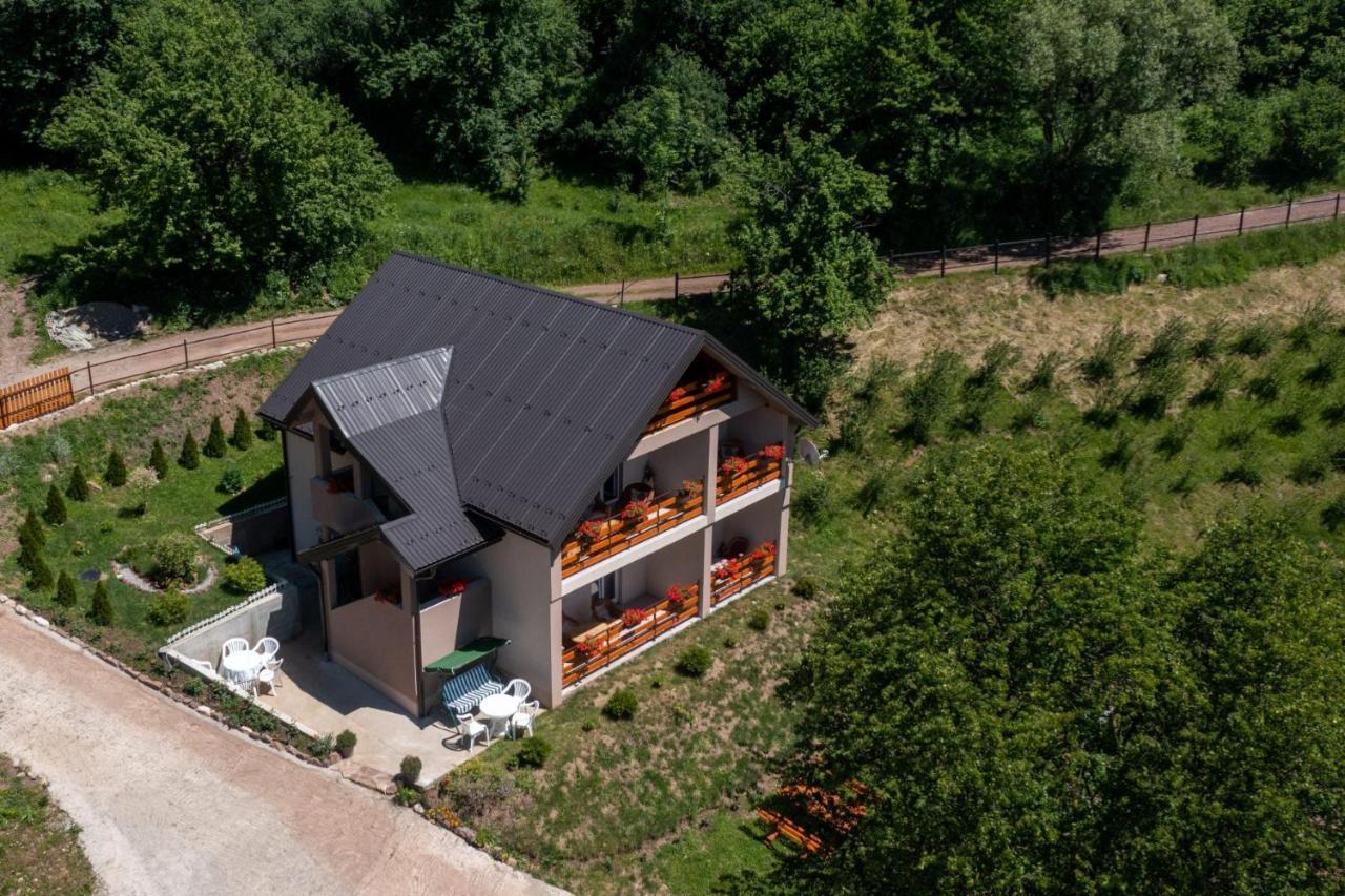 Biserna Dolina Uvac Sjenica Bagian luar foto